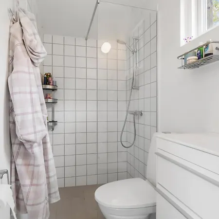 3 Bedroom Gorgeous In Hyllinge Kirke-Hyllinge